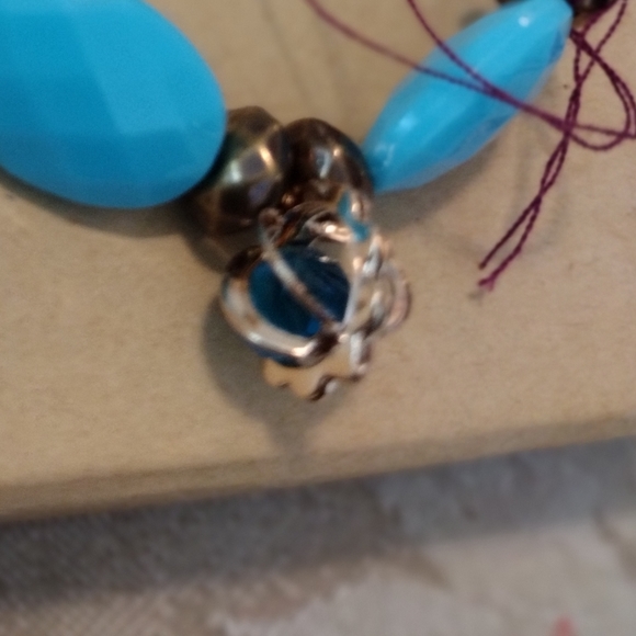 Artemis's Gems custom-made beaded bracelet with gold orb charm, blue - Picture 3 of 4